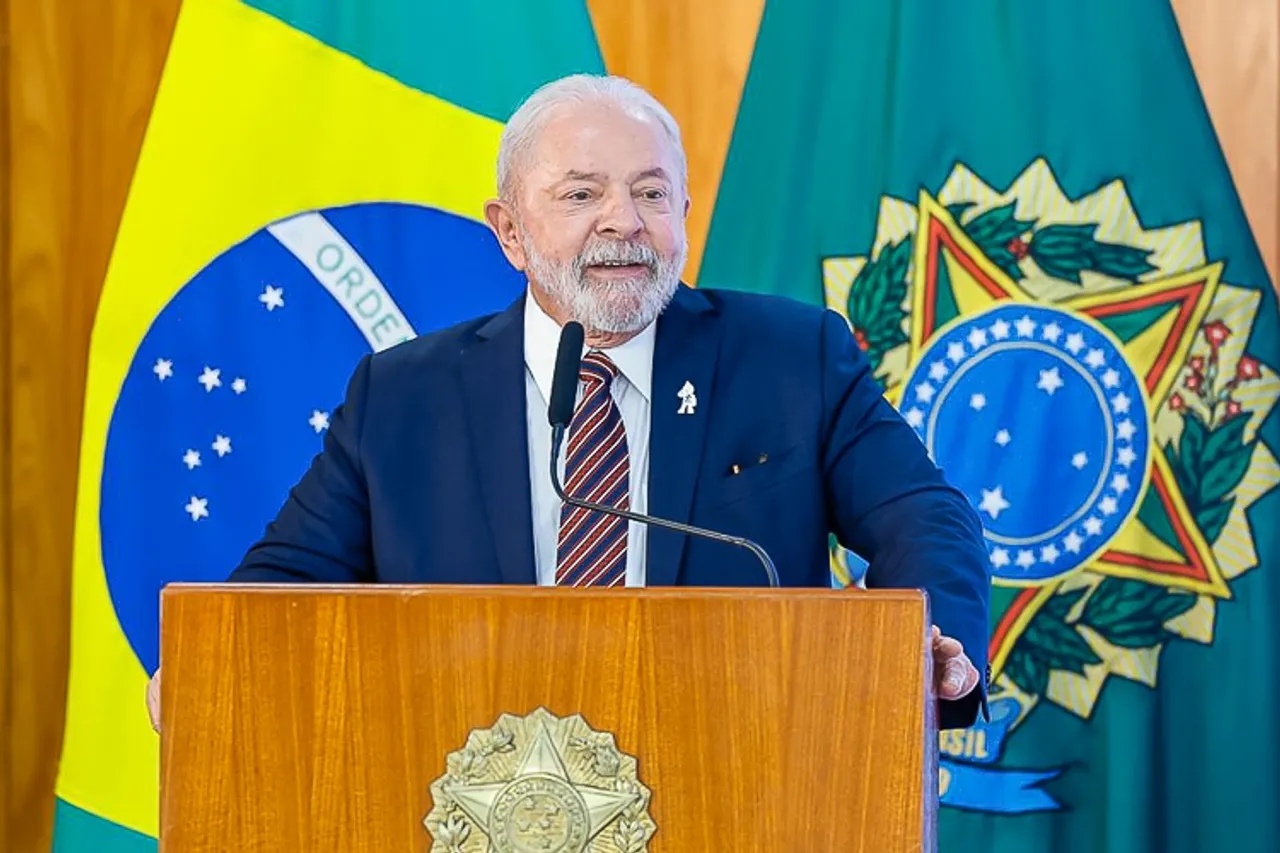 Datafolha: aprovação de Lula despenca e reprovação atinge recorde