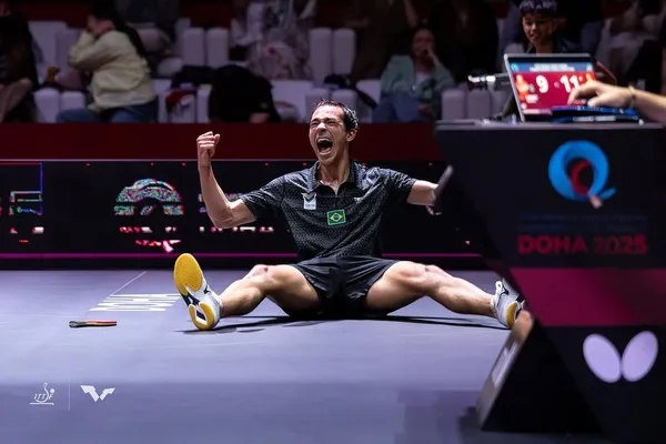 Hugo Calderano conquista prata histórica no Mundial de Tênis de Mesa