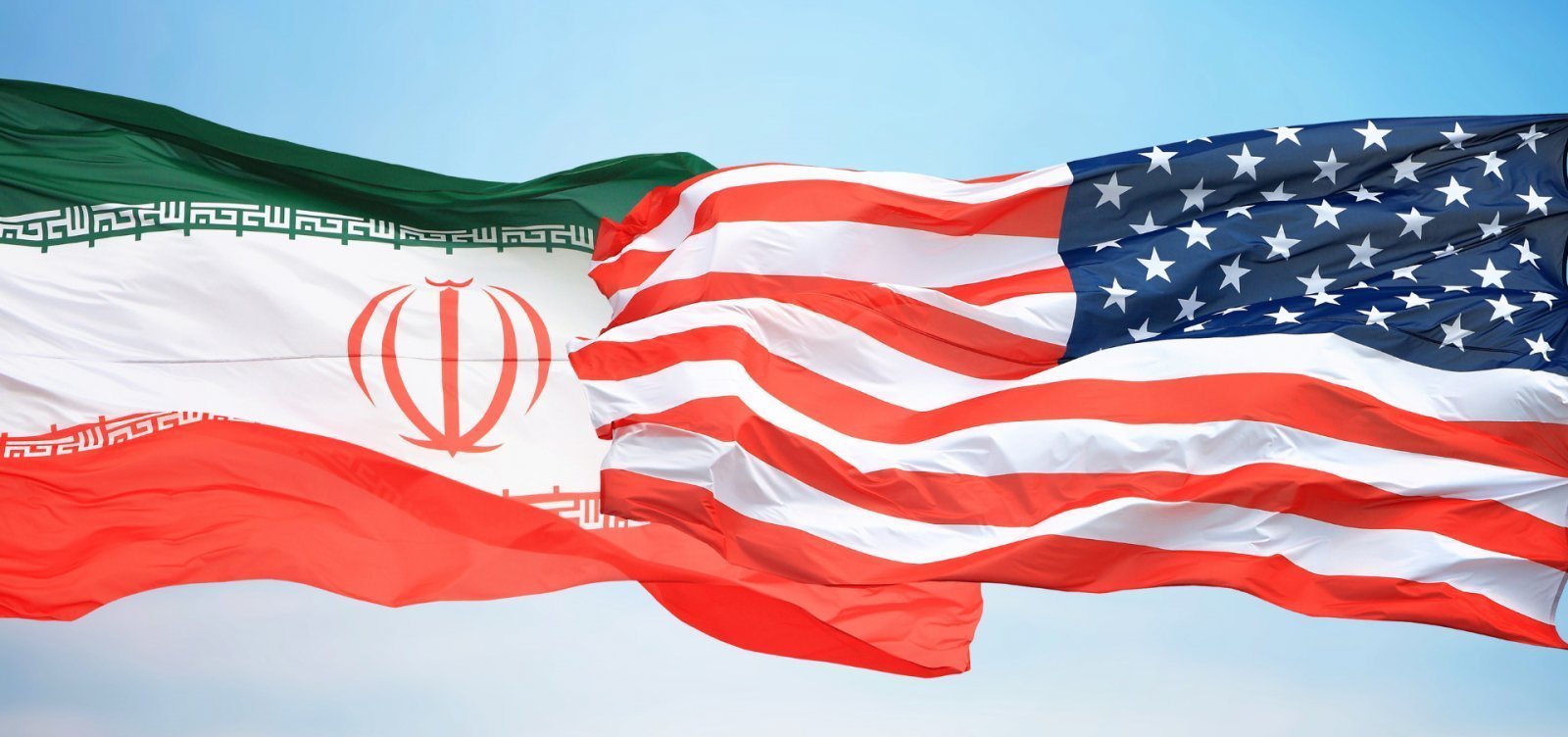 EUA e Israel atacam o Irã, que reage com mísseis contra bases americanas