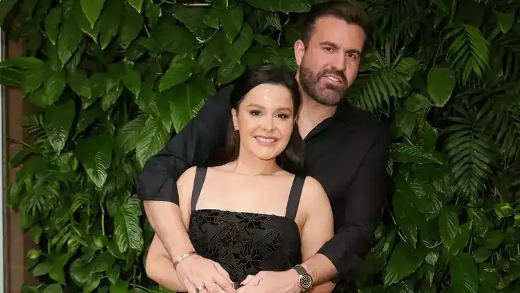 Maraisa anuncia que vai casar com Fernando Mocó ainda este ano