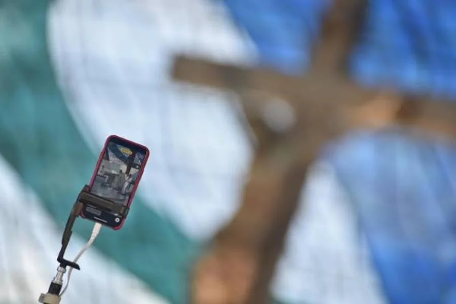 “Abuso religioso”: a decisão do TSE sobre pedido de votos em igrejas