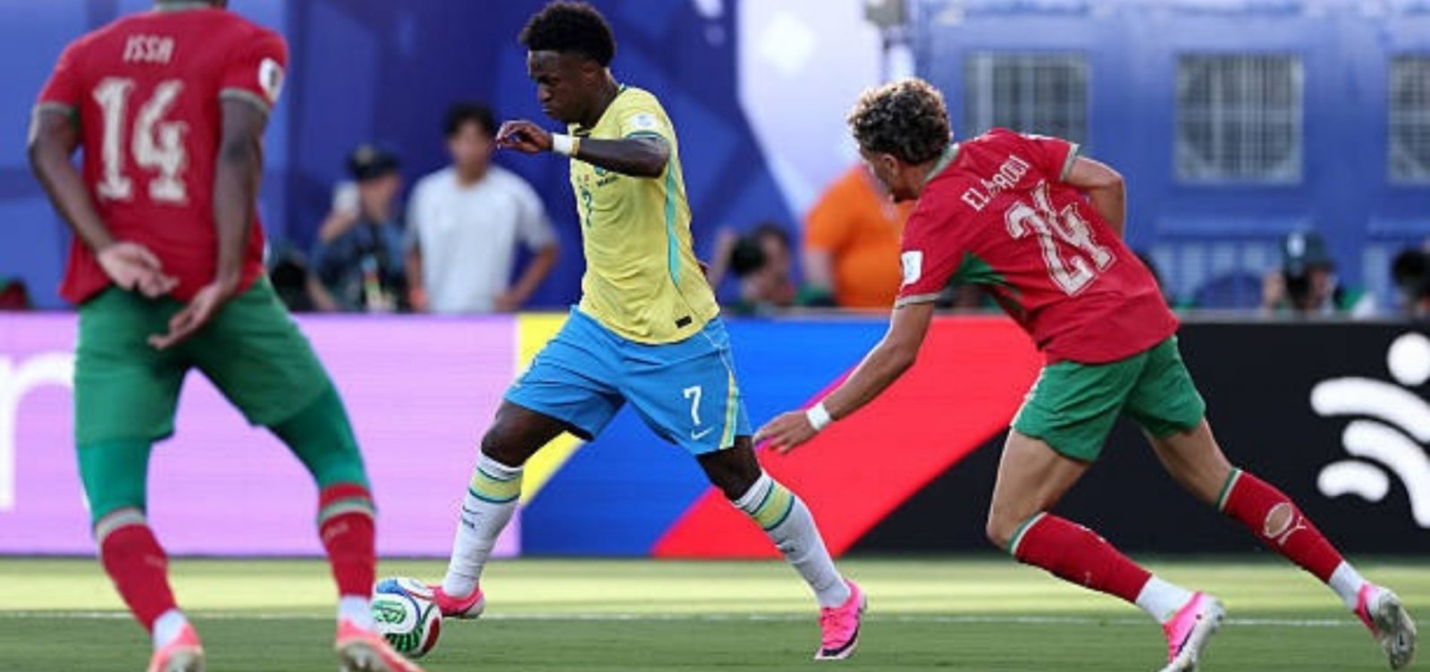 Brasil sai atrás, mas empata com o Marrocos na estreia da Copa do Mundo